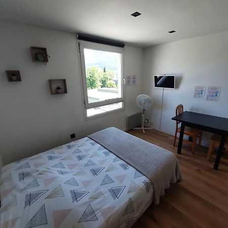 Studio Apartment Chambery Exterior photo