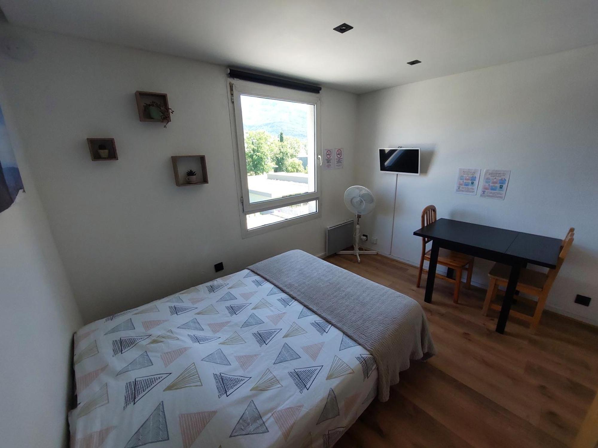 Studio Apartment Chambery Exterior photo